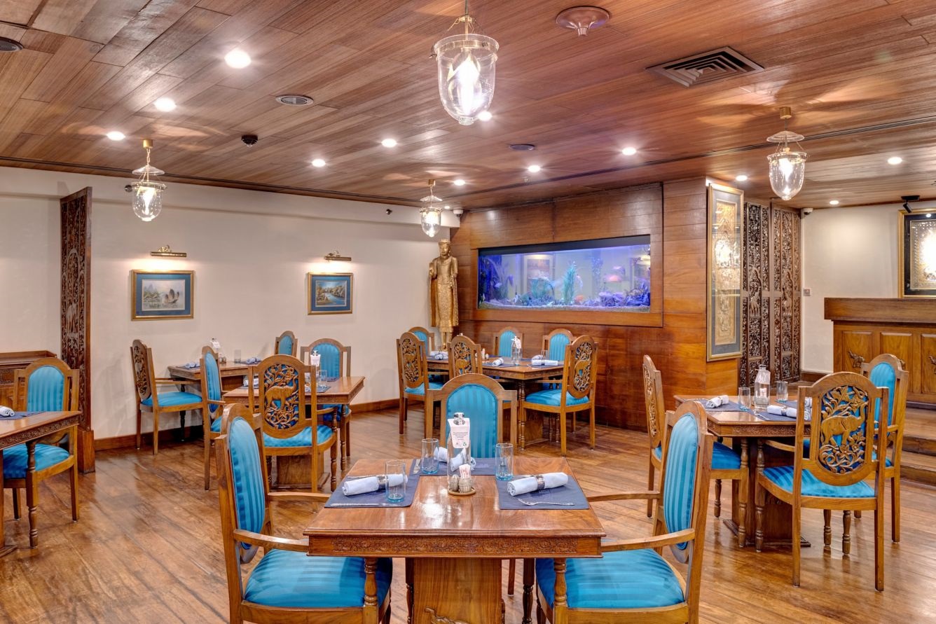 mc-isbpk-royal-elephant—15592-72920_Classic-Hor